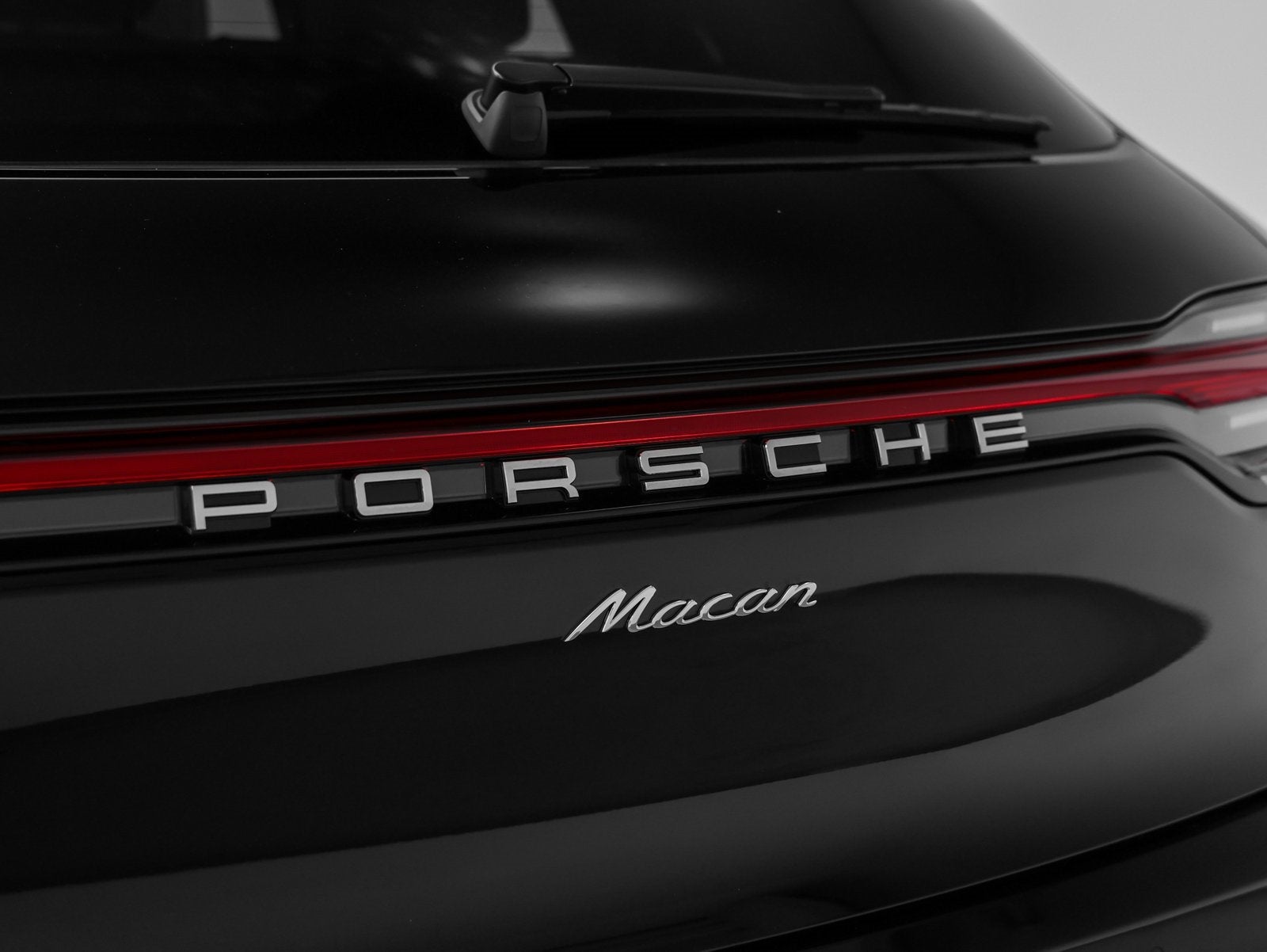 2025 Porsche Macan Macan