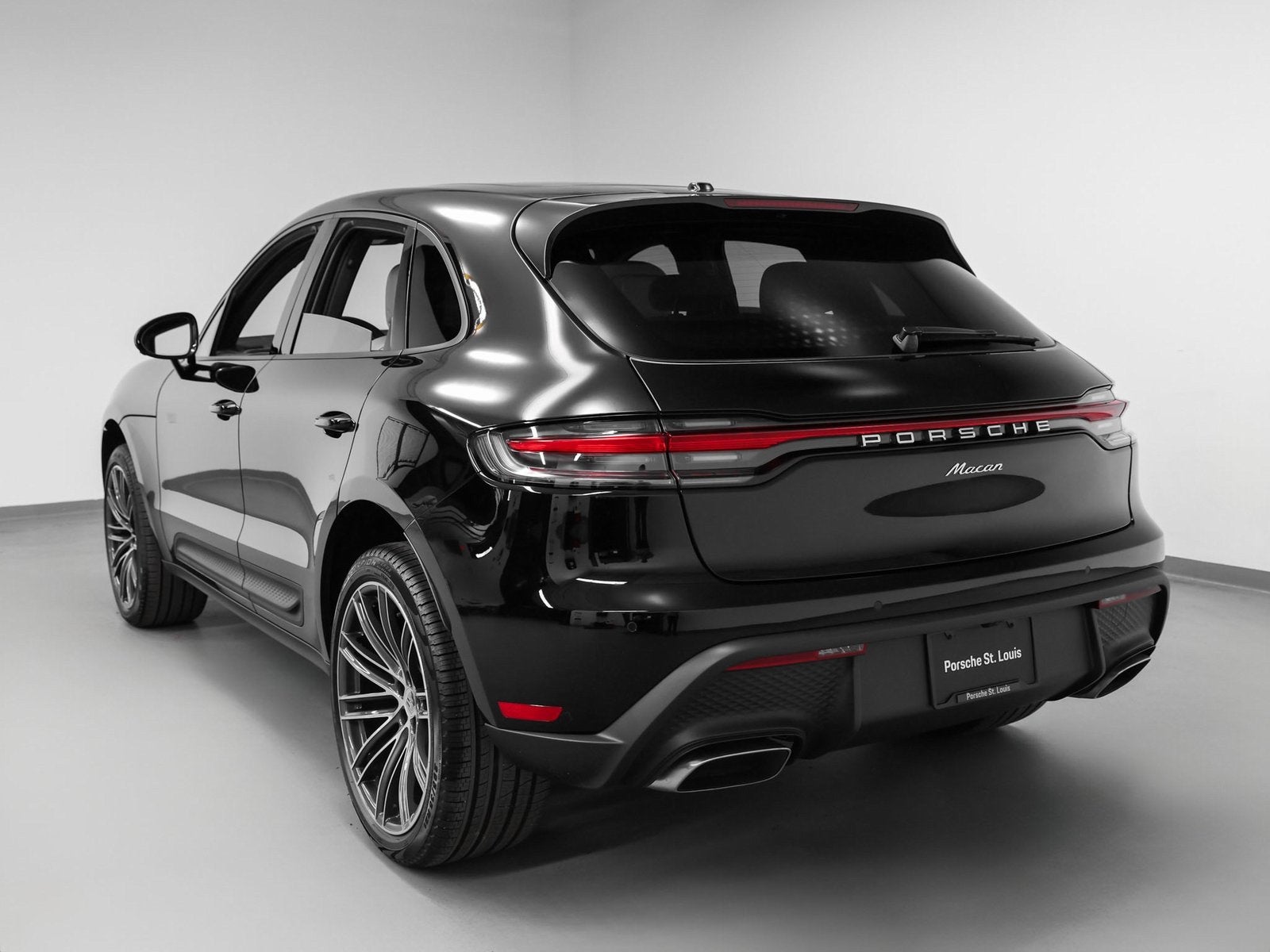 2025 Porsche Macan Macan