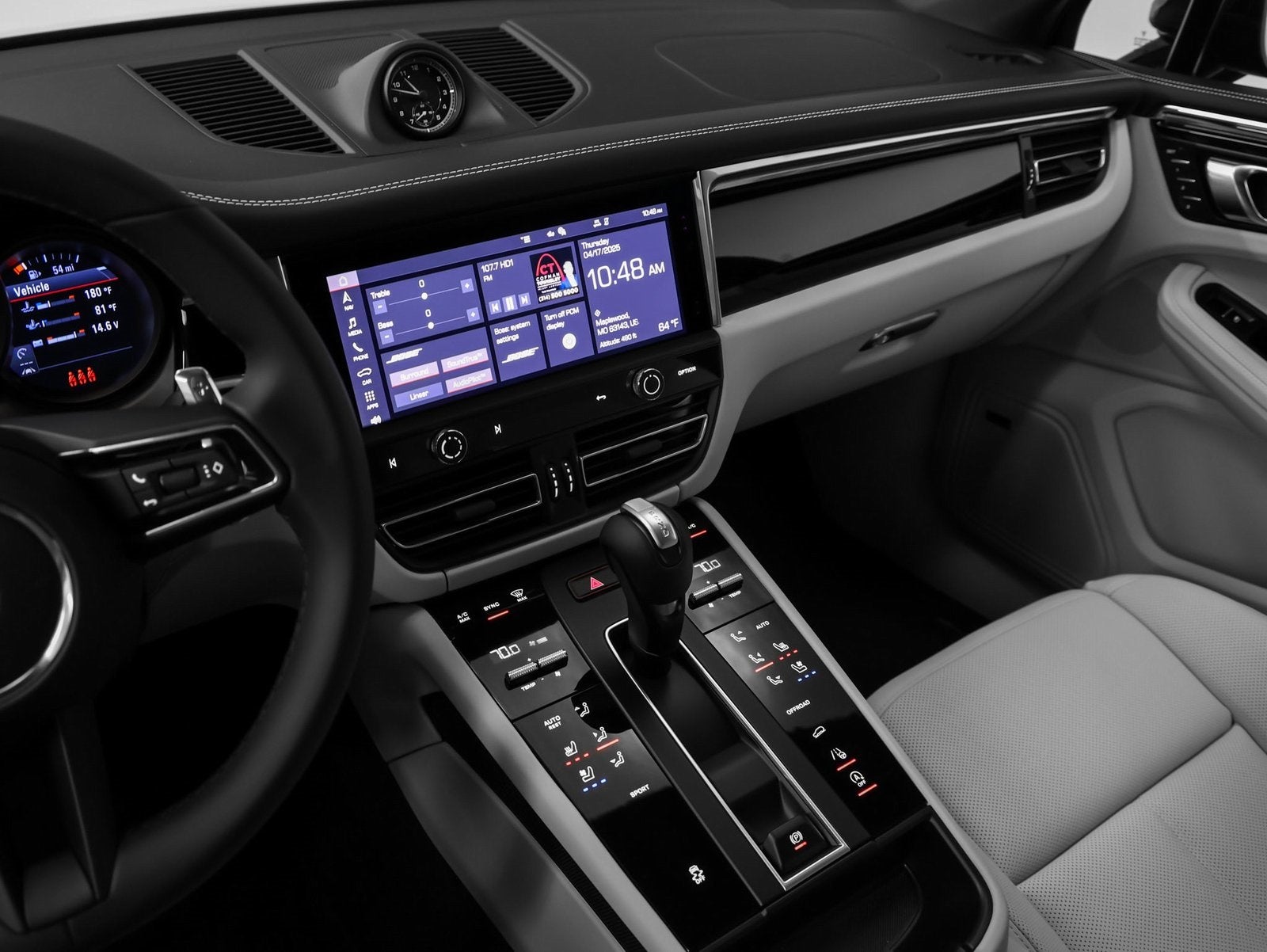 2025 Porsche Macan Macan