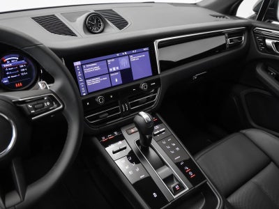2025 Porsche Macan Macan