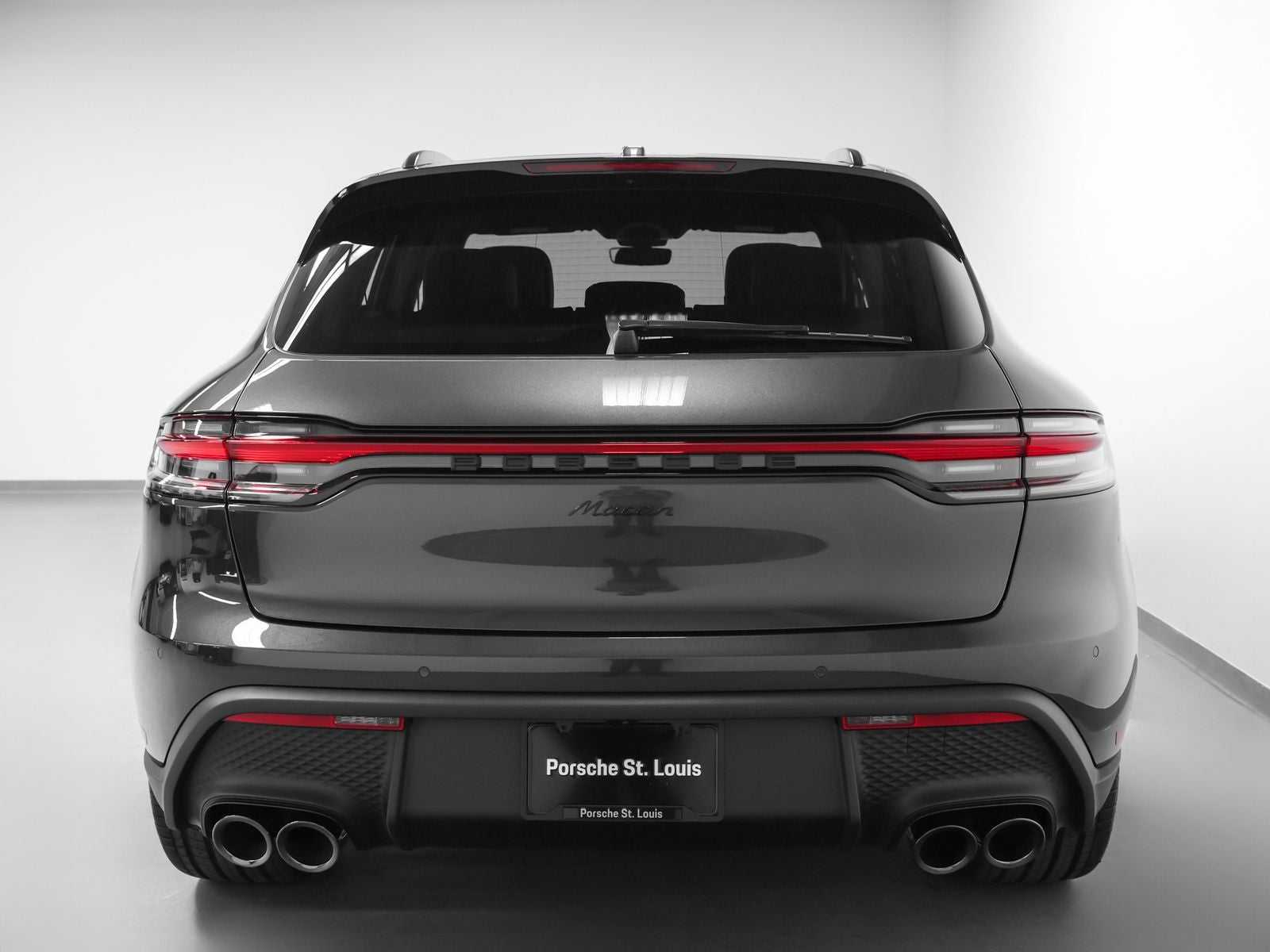 2026 Porsche Macan Base