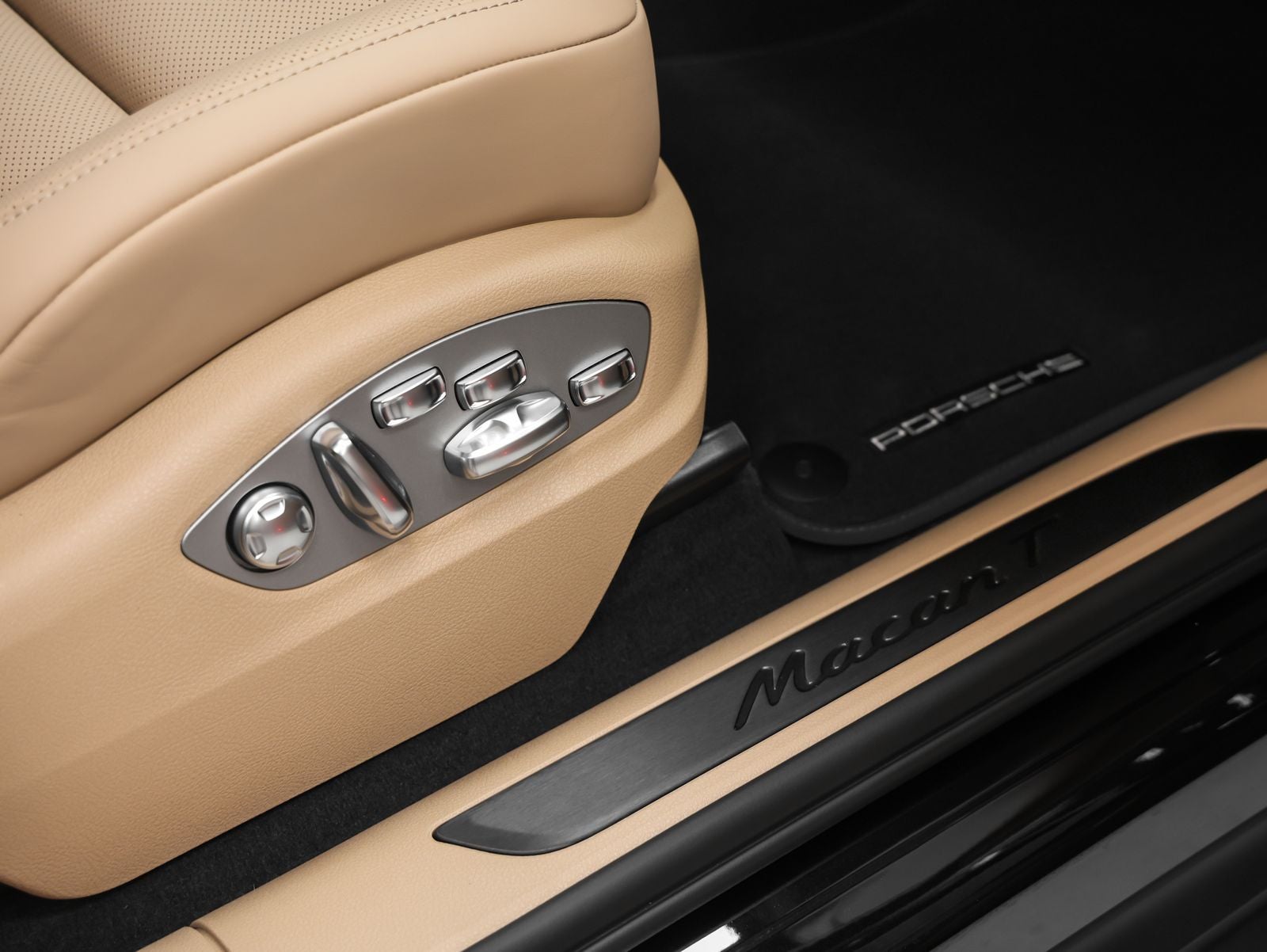 2026 Porsche Macan Macan T