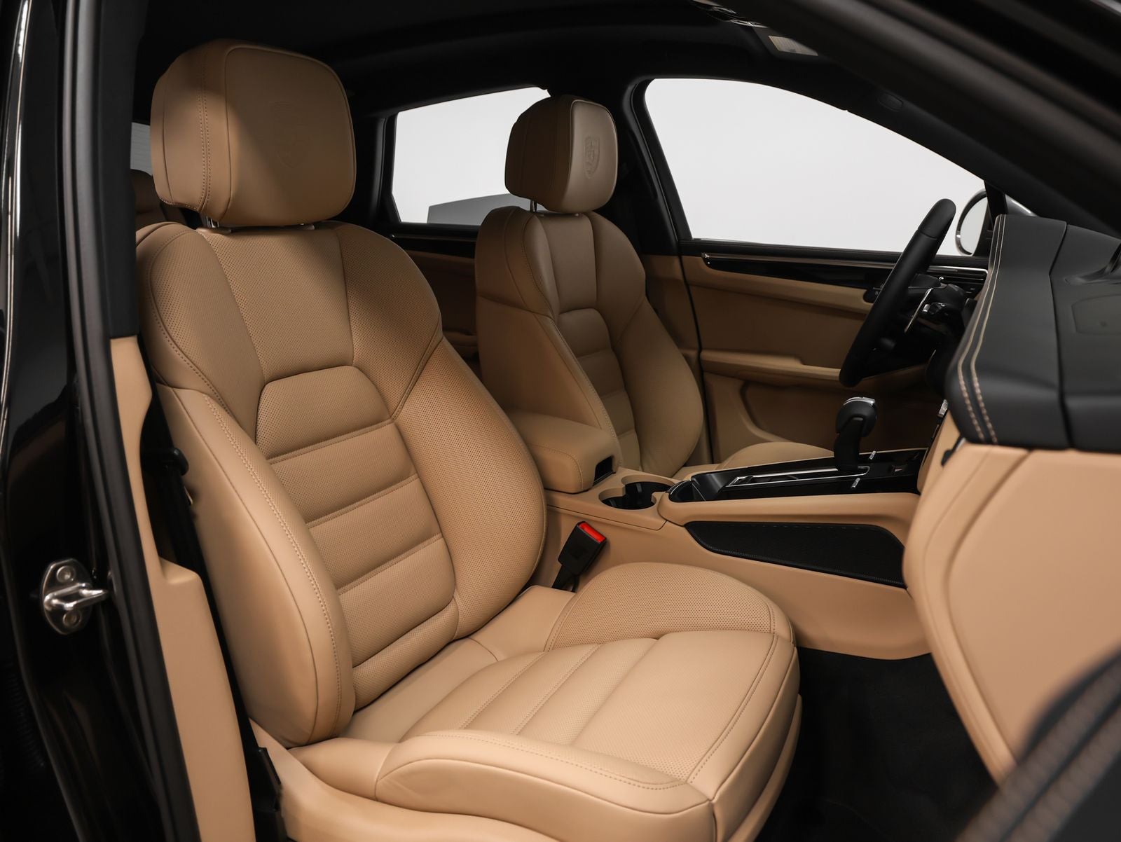 2026 Porsche Macan Macan T