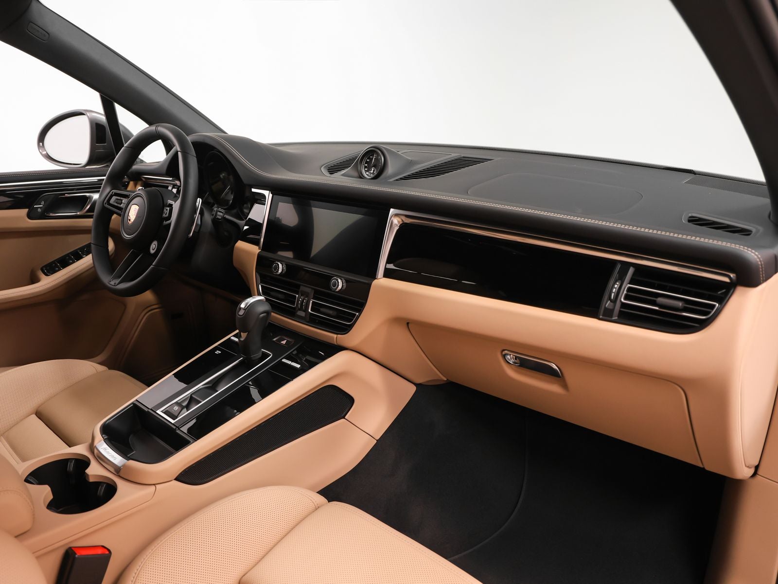 2026 Porsche Macan Macan T