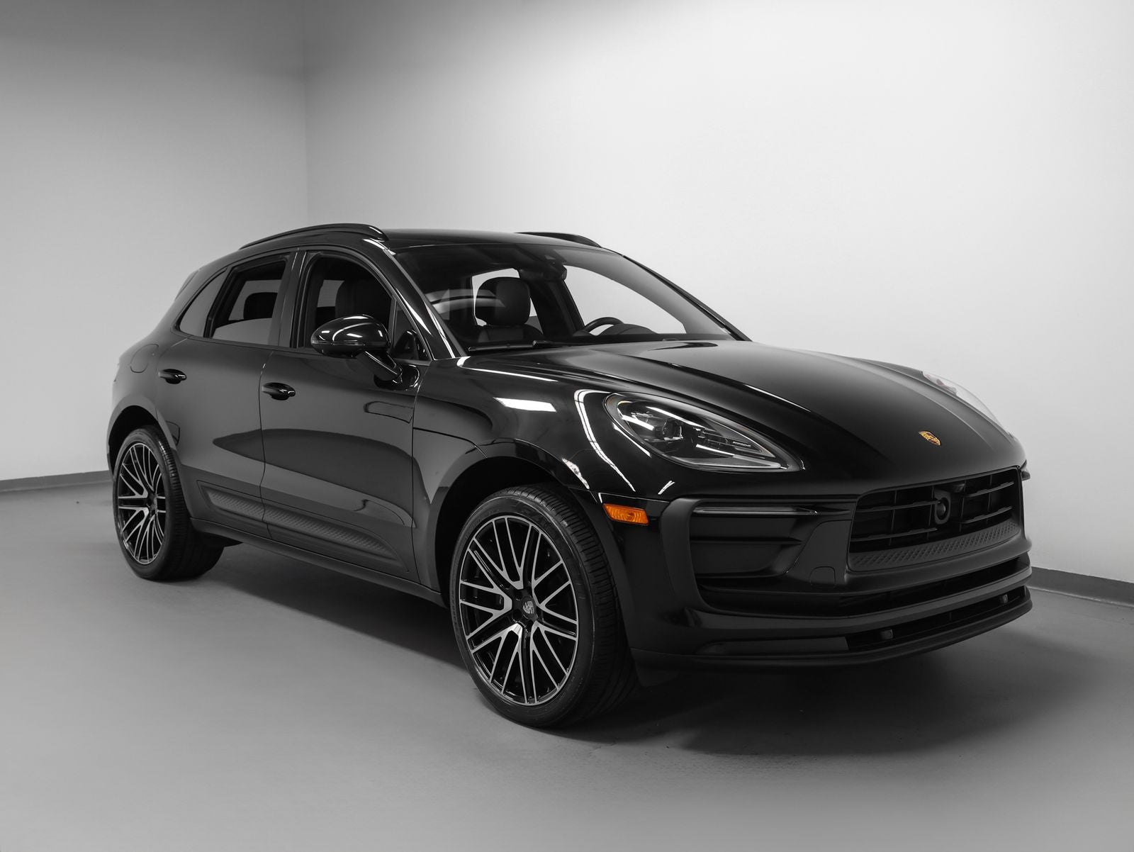 2022 Porsche Macan Macan