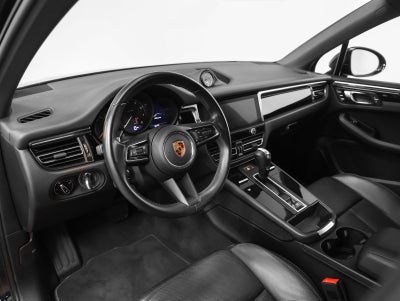 2022 Porsche Macan Macan