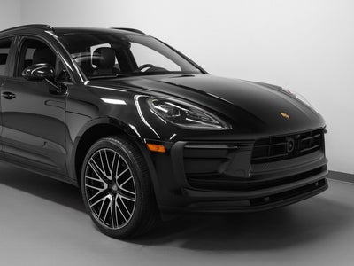 2022 Porsche Macan Macan