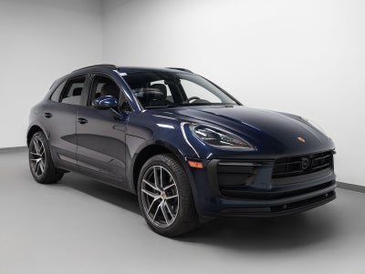 2023 Porsche Macan Base