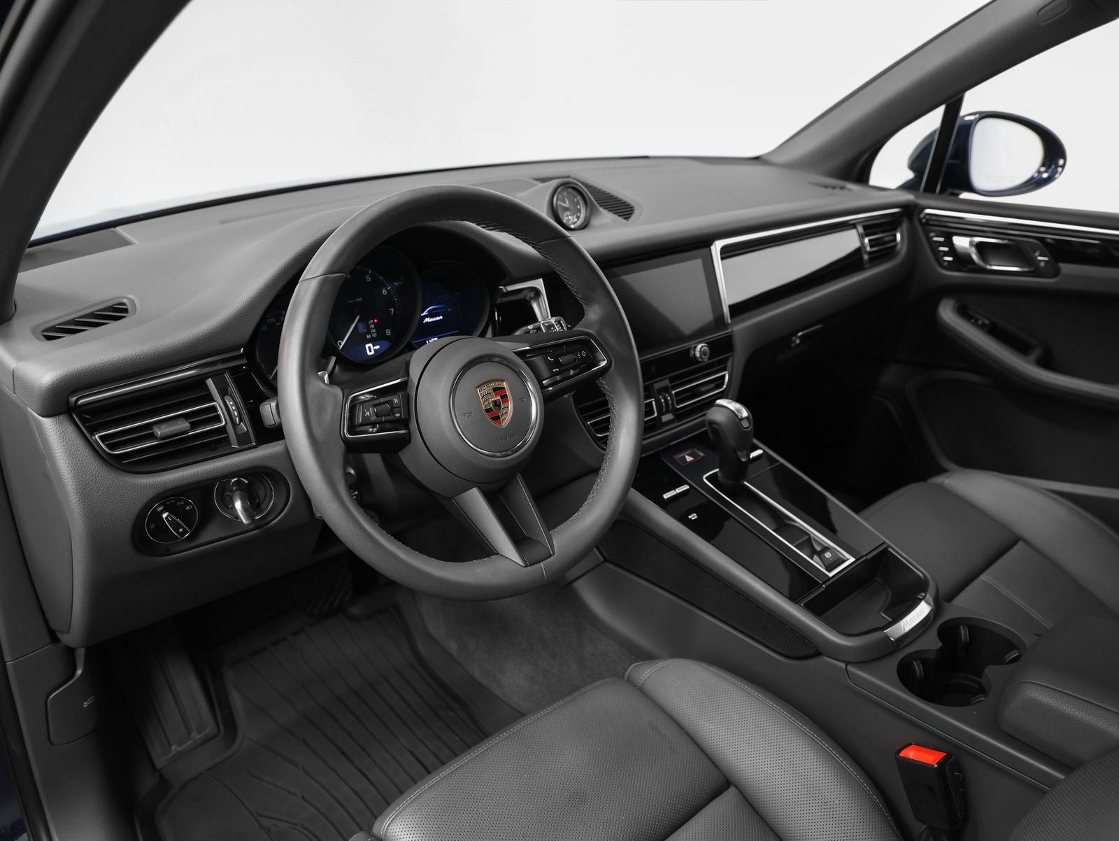 2023 Porsche Macan Base