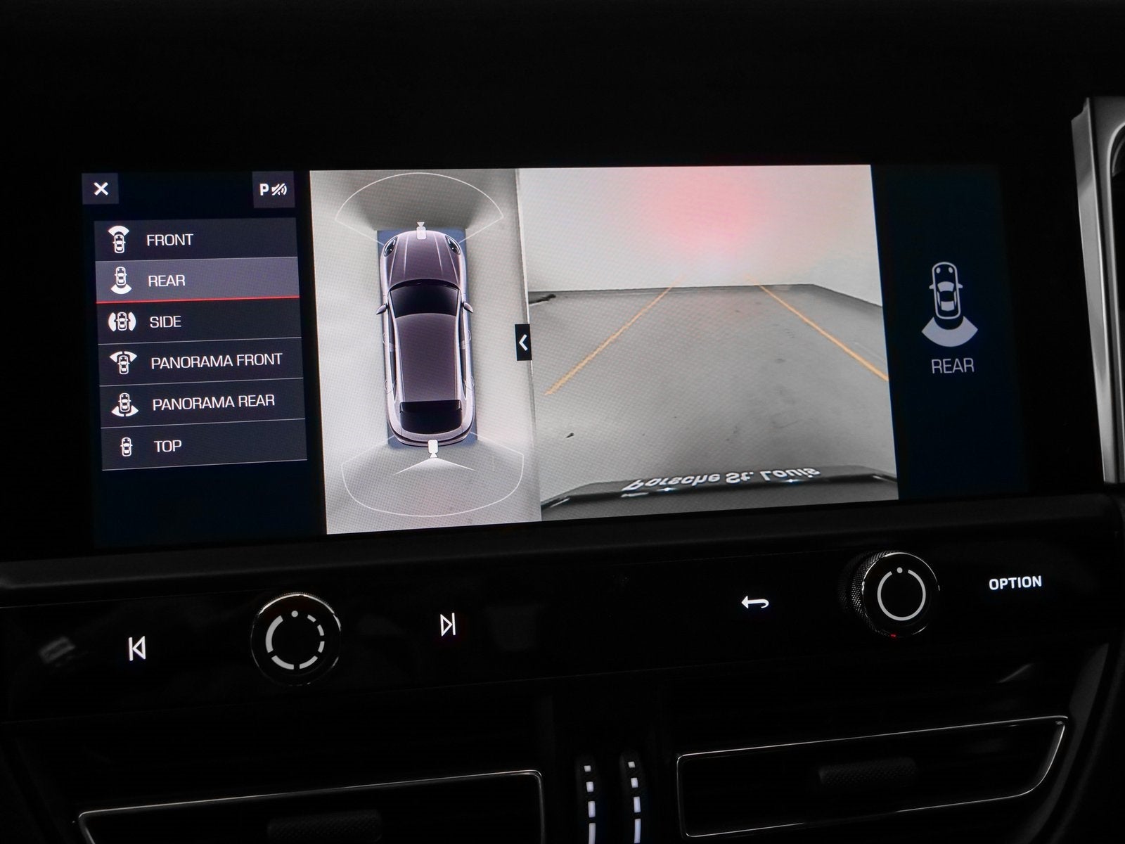 2025 Porsche Macan Macan