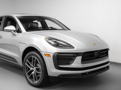 2025 Porsche Macan Macan