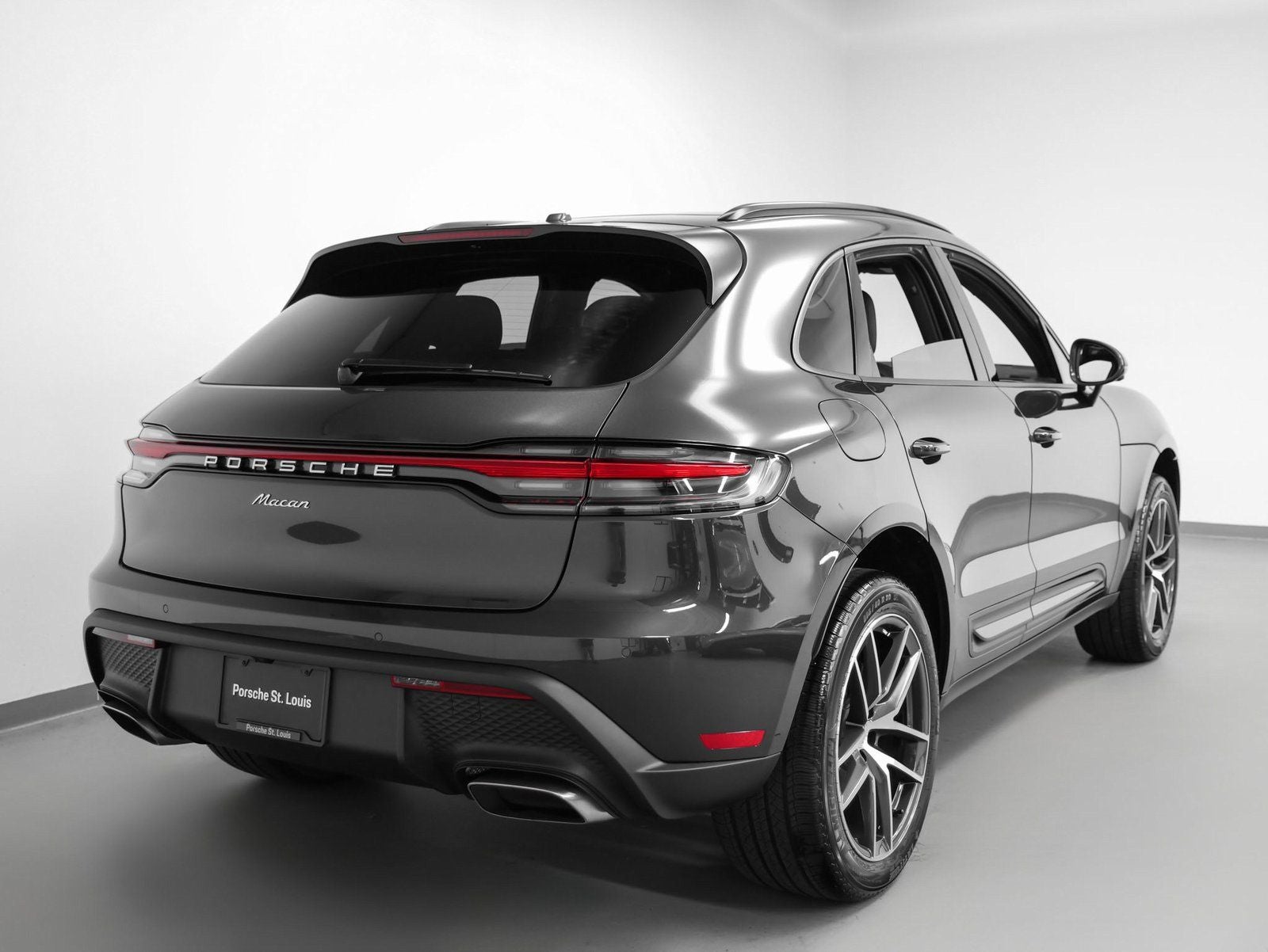 2025 Porsche Macan Macan