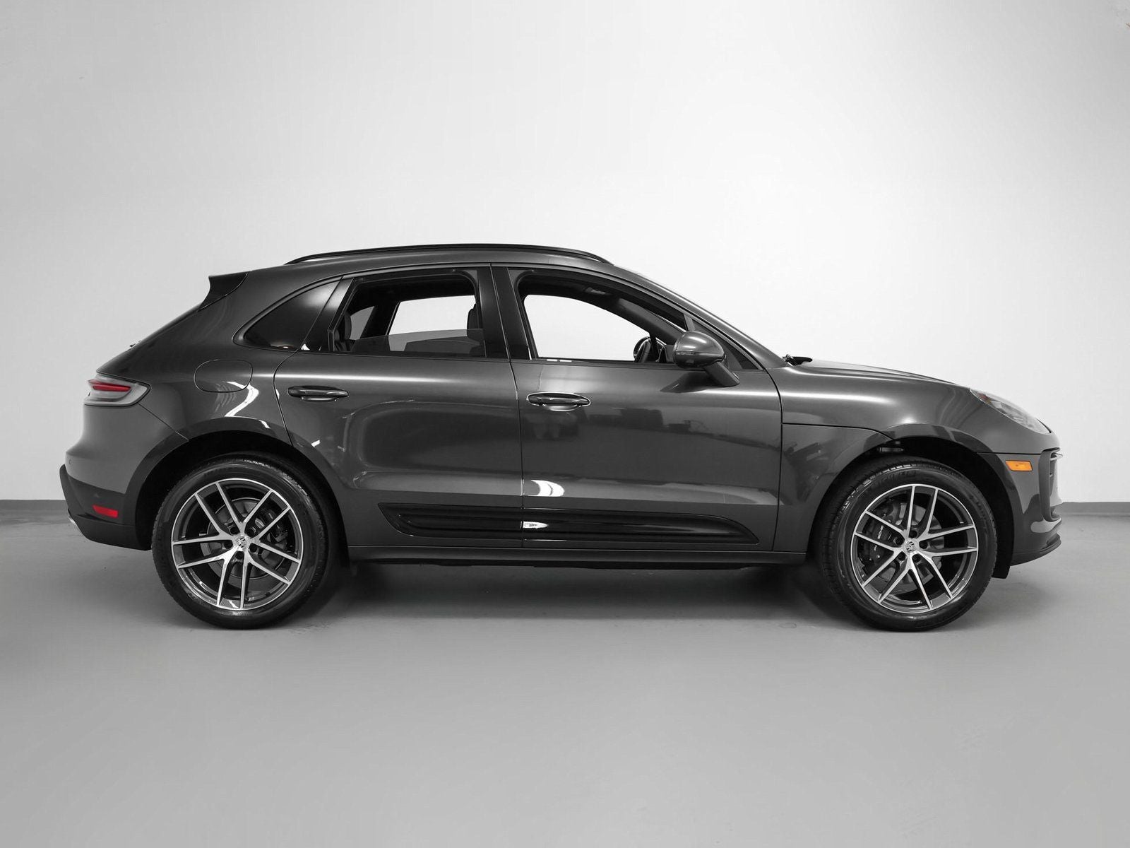 2025 Porsche Macan Macan