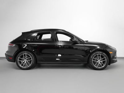 2025 Porsche Macan Macan