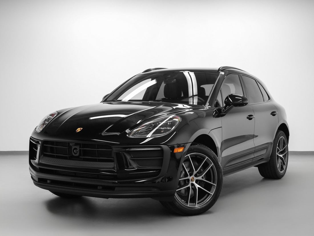2026 Porsche Macan — photo 1 of 50