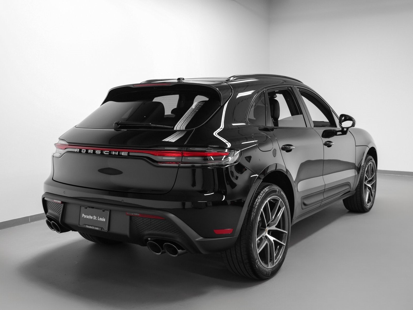 2026 Porsche Macan Macan