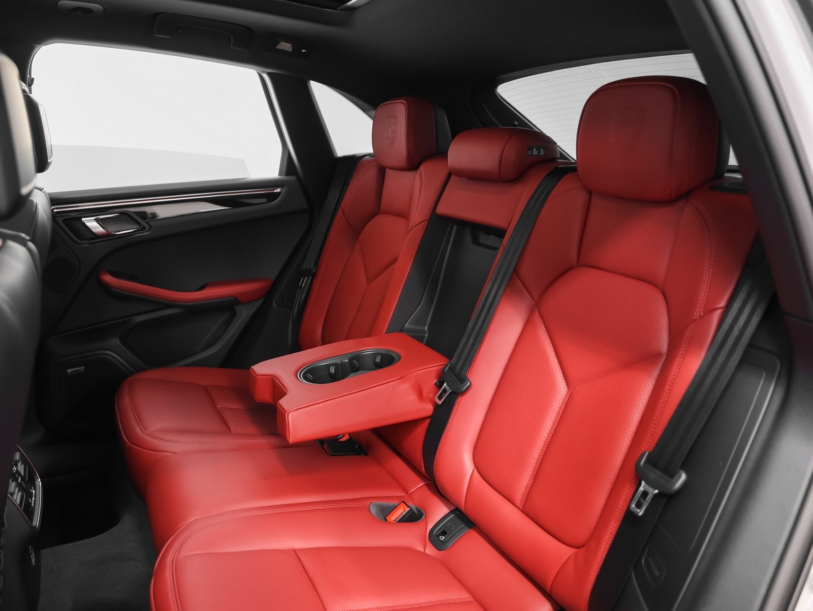 2026 Porsche Macan Macan T