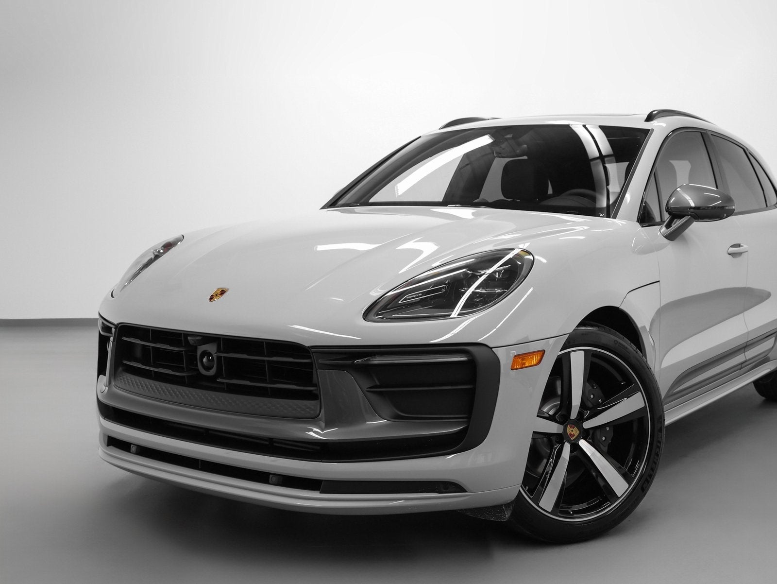 2026 Porsche Macan Macan T