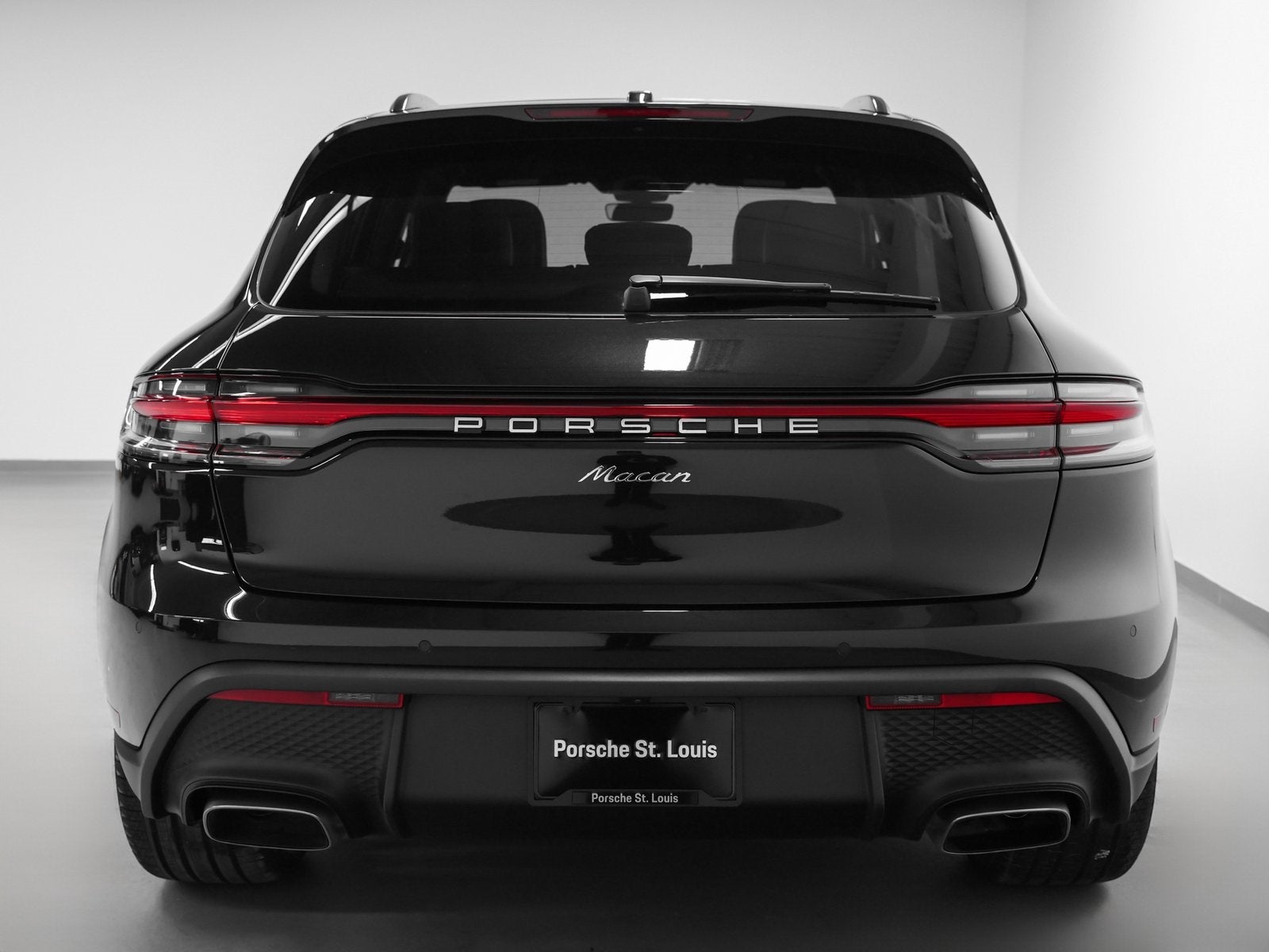 2026 Porsche Macan Macan