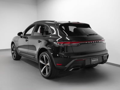 2026 Porsche Macan Macan