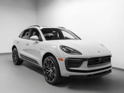 2026 Porsche Macan Macan