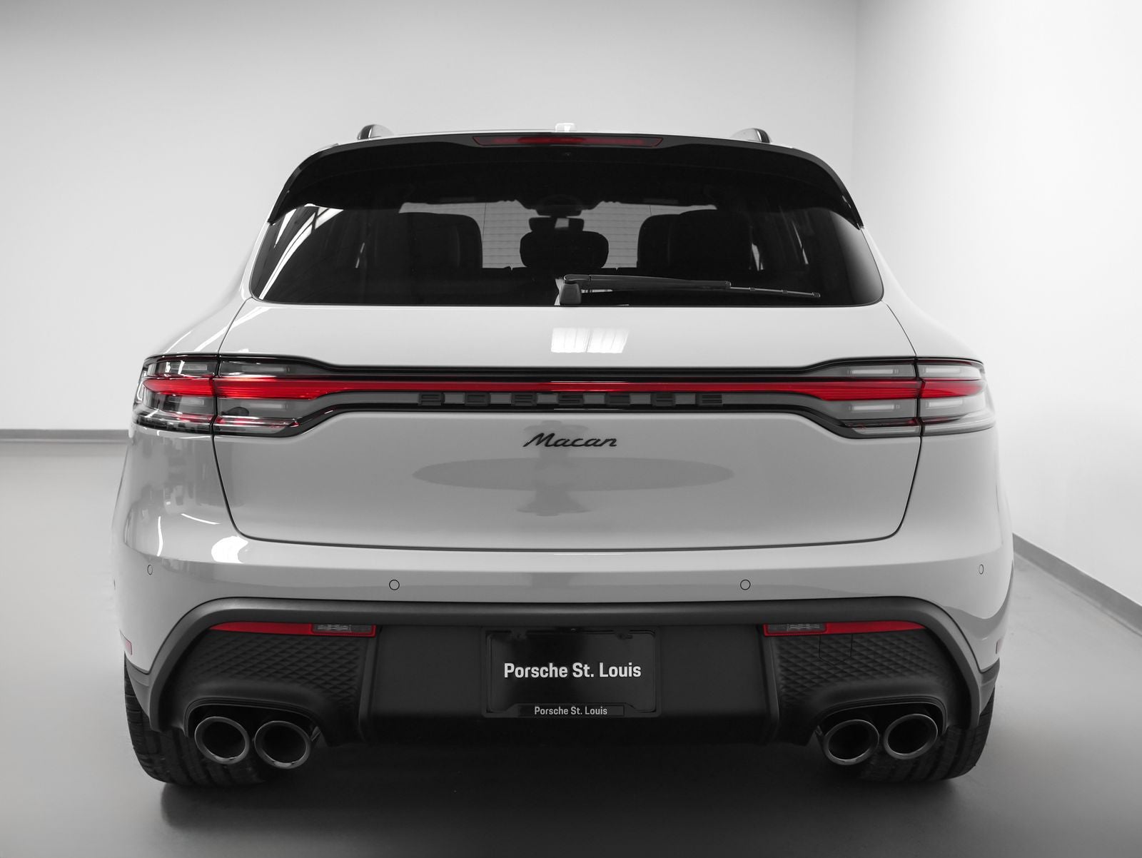 2026 Porsche Macan Macan