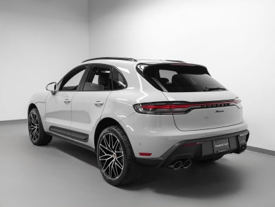 2026 Porsche Macan Macan