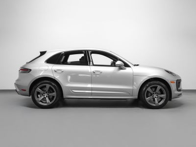 2023 Porsche Macan Macan