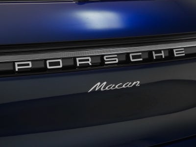 2025 Porsche Macan Base