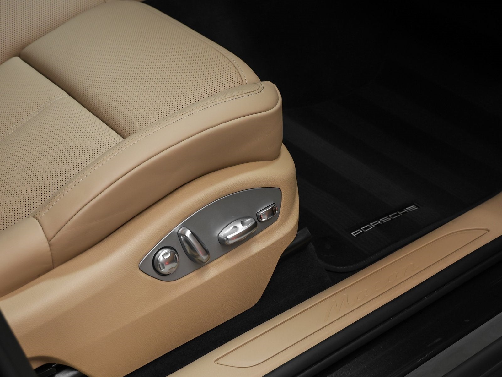 2025 Porsche Macan Macan