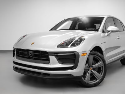 2025 Porsche Macan Macan