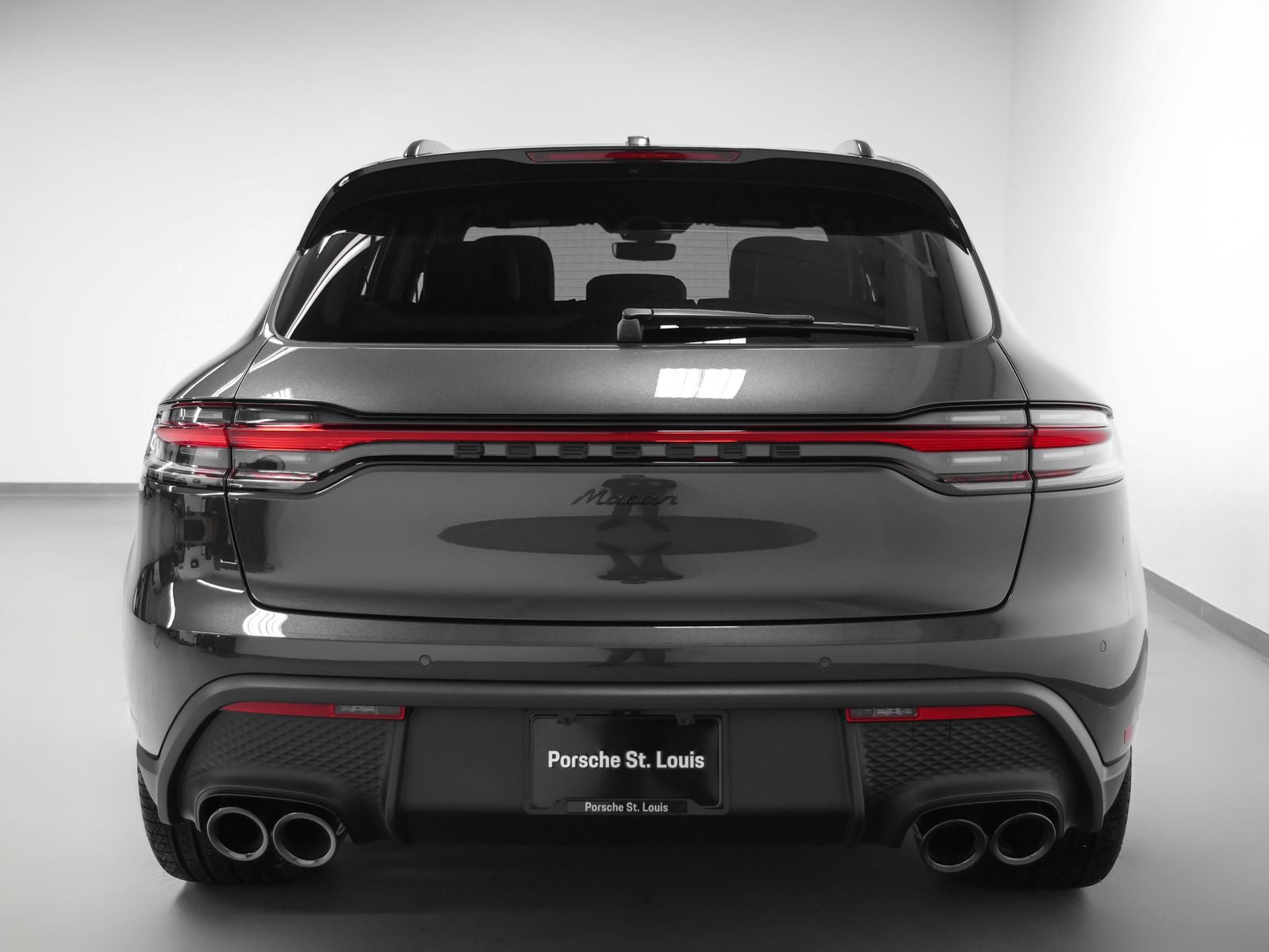 2026 Porsche Macan Base