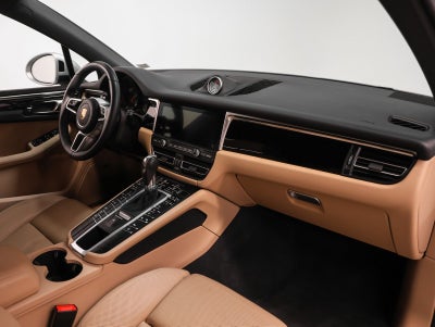 2021 Porsche Macan Macan