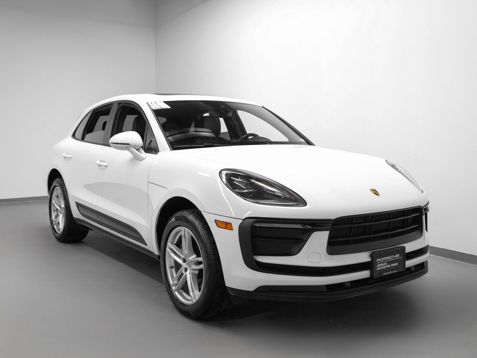 2022 Porsche Macan Macan