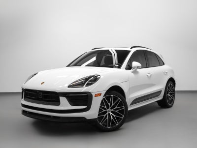 2023 Porsche Macan Base