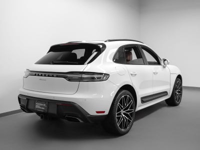 2023 Porsche Macan Base