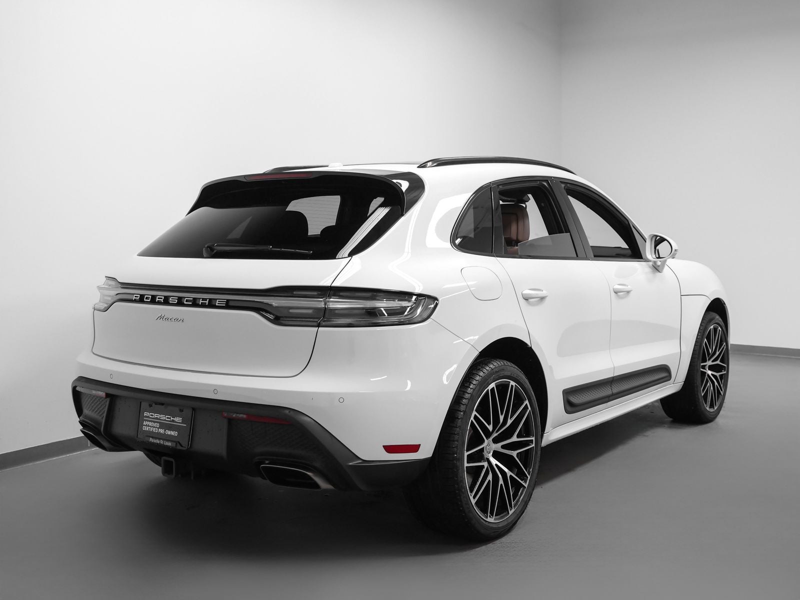 2023 Porsche Macan Base