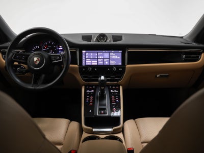 2023 Porsche Macan Base