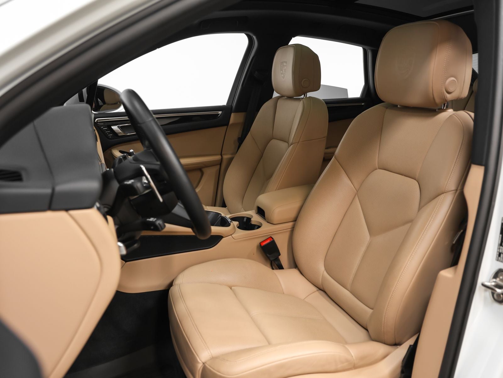 2023 Porsche Macan Base