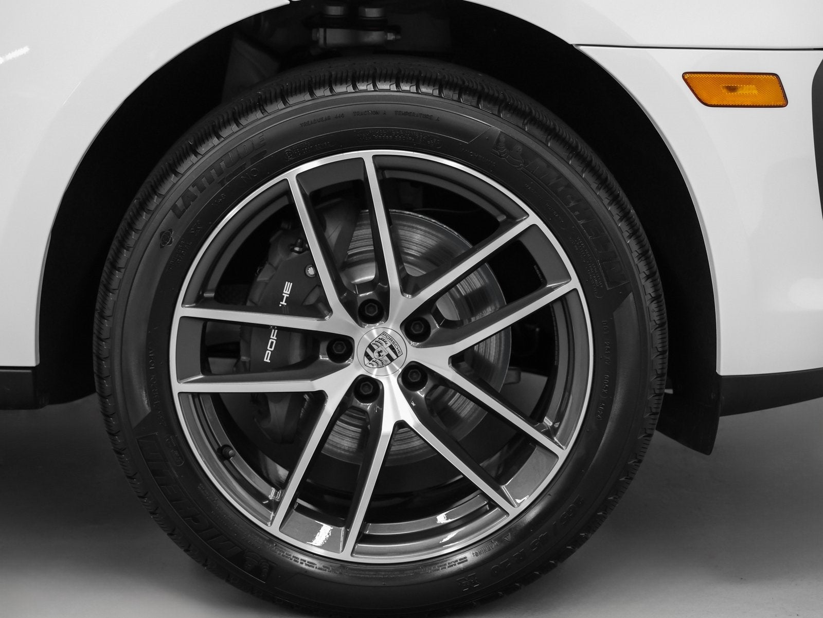 2025 Porsche Macan Macan