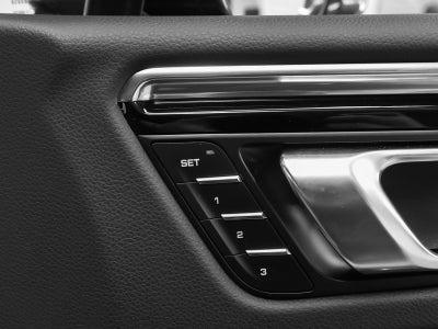 2025 Porsche Macan Macan