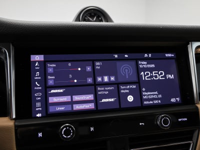 2025 Porsche Macan Macan