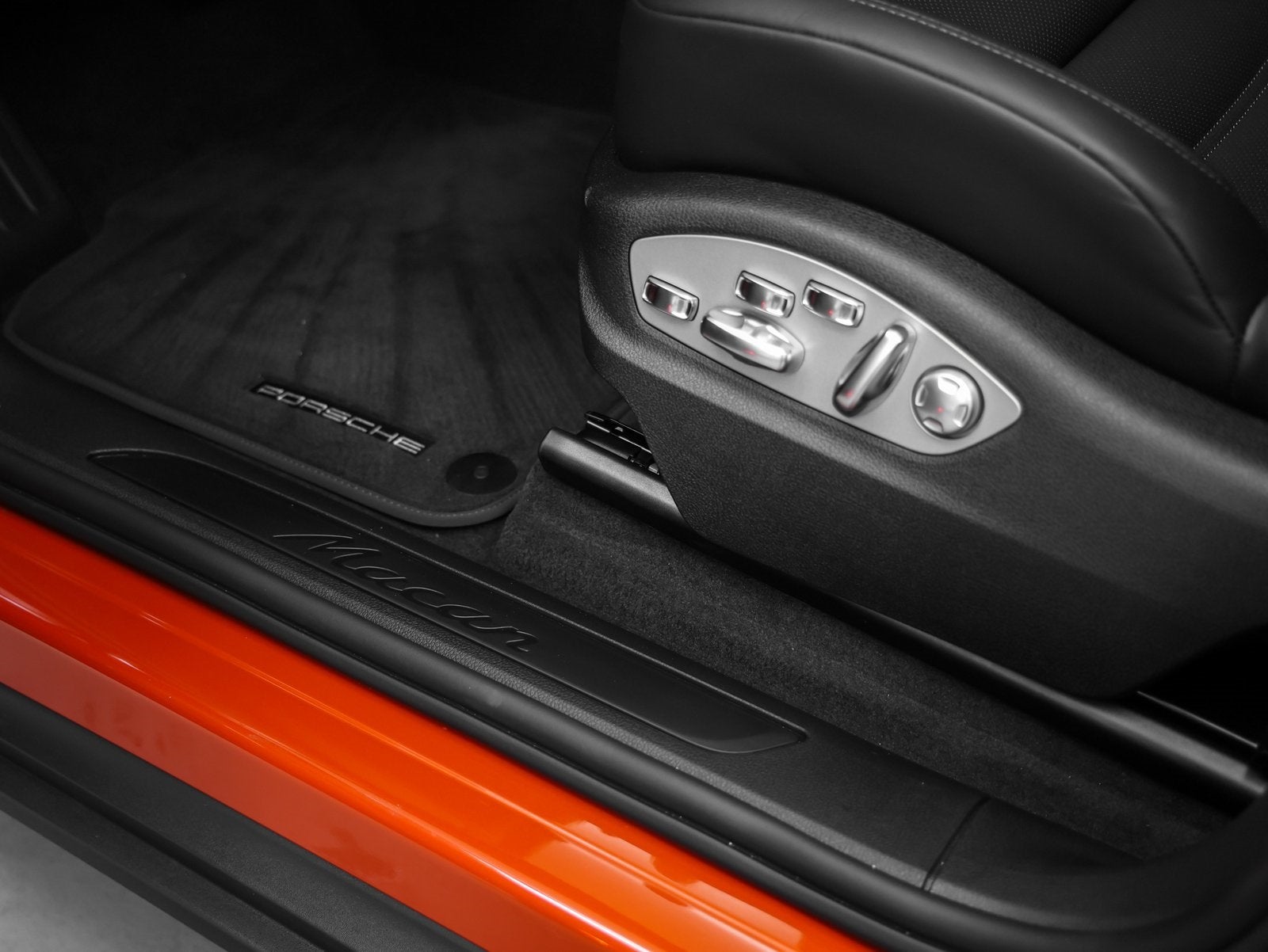 2025 Porsche Macan Macan