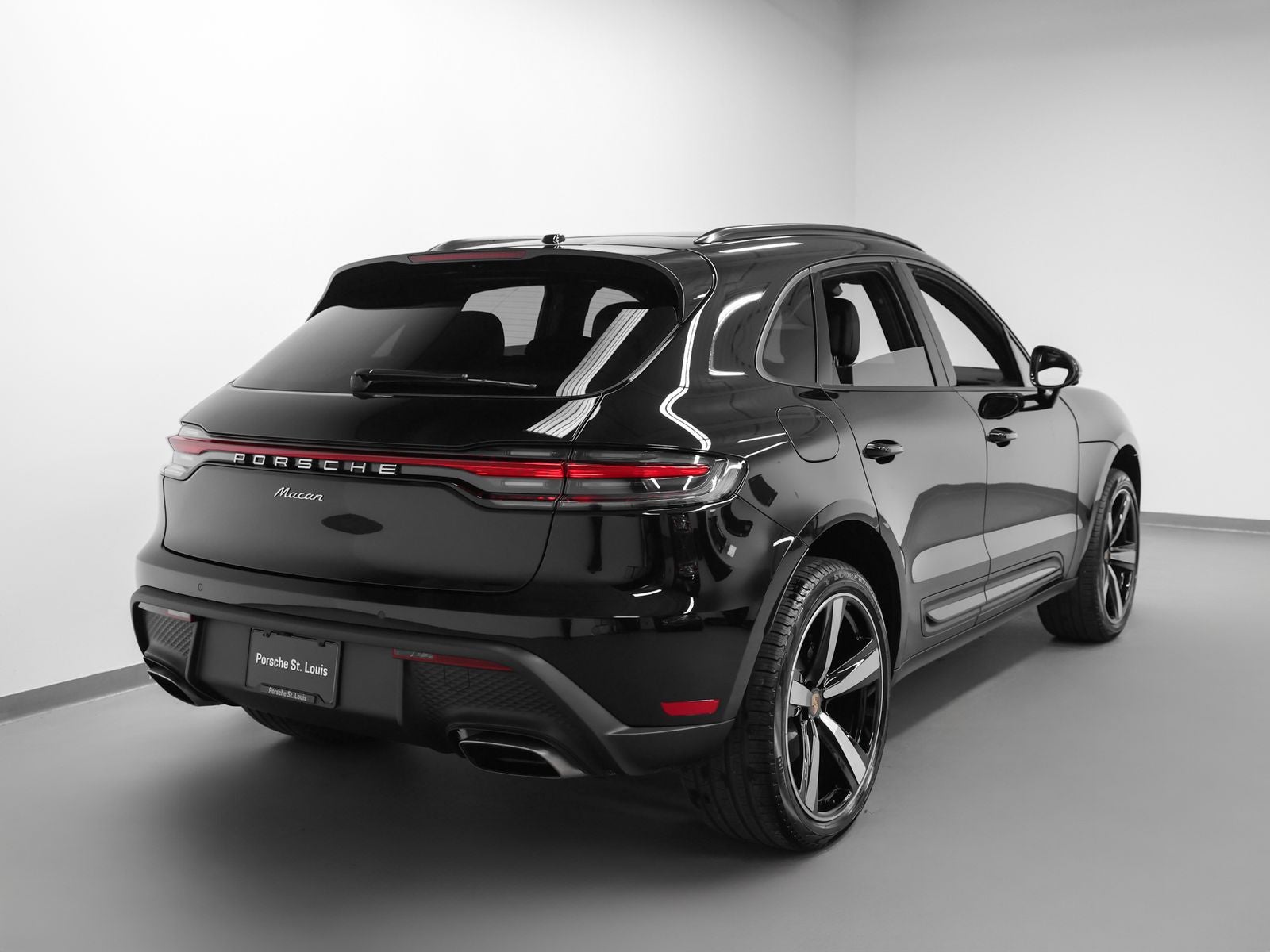 2026 Porsche Macan Macan