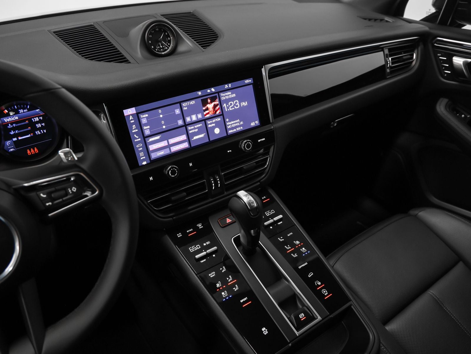 2026 Porsche Macan Macan