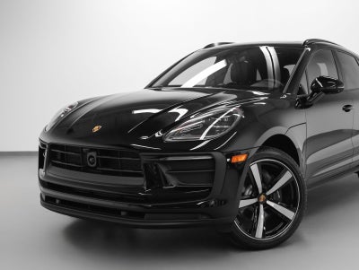 2026 Porsche Macan Macan