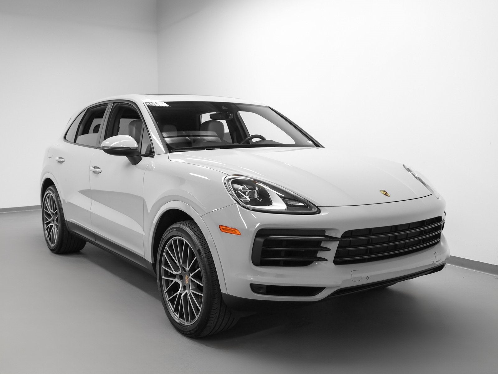 2023 Porsche Cayenne Cayenne Platinum Edition (MY23)