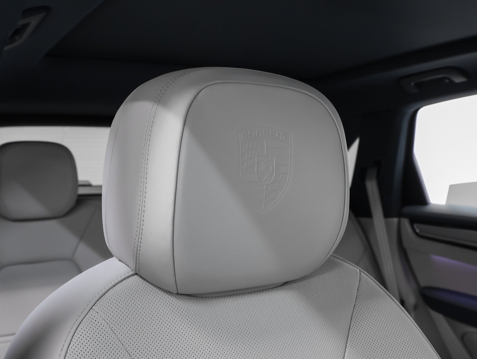 2023 Porsche Cayenne Cayenne Platinum Edition (MY23)