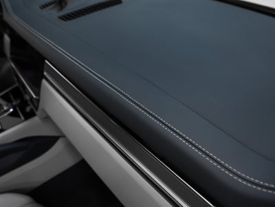 2023 Porsche Cayenne Cayenne Platinum Edition (MY23)