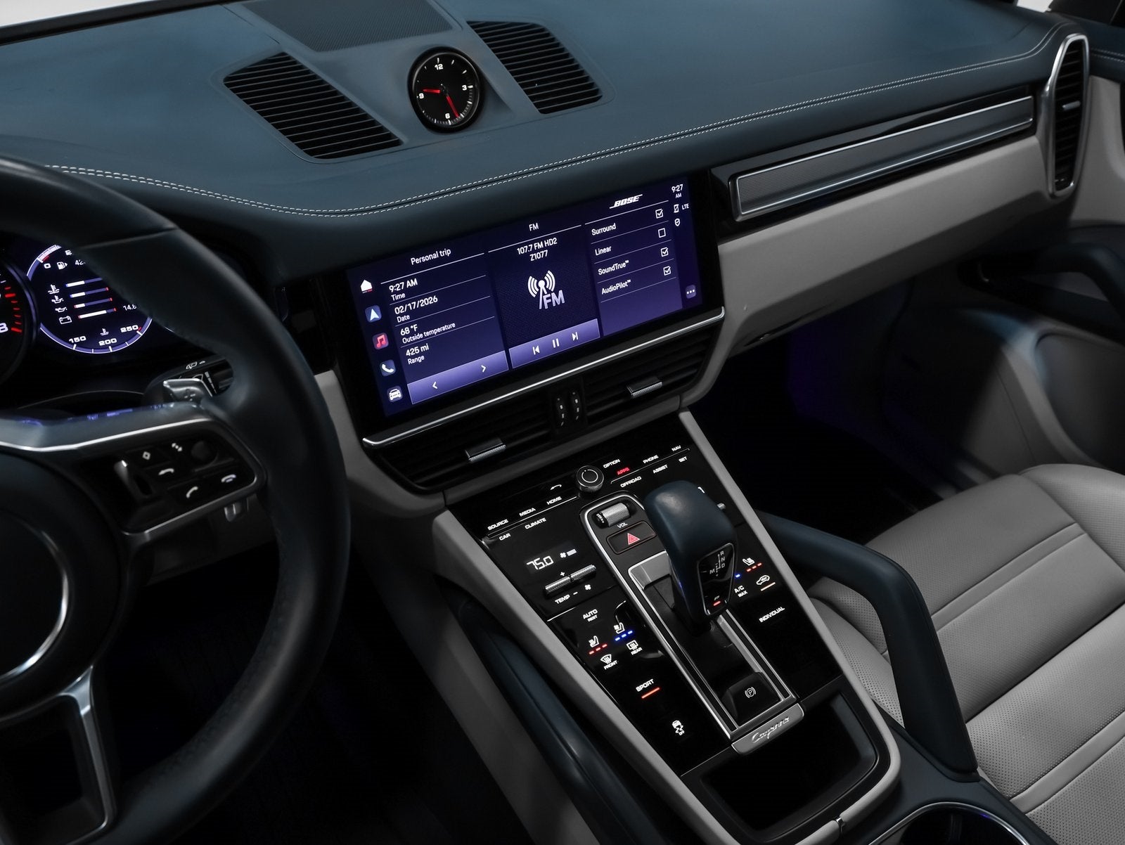 2023 Porsche Cayenne Cayenne Platinum Edition (MY23)